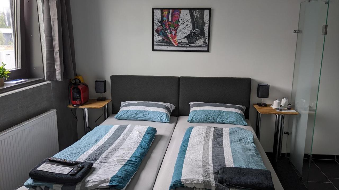 Business-Motel & 24H Selfcheckin Heimsheim Eksteriør billede
