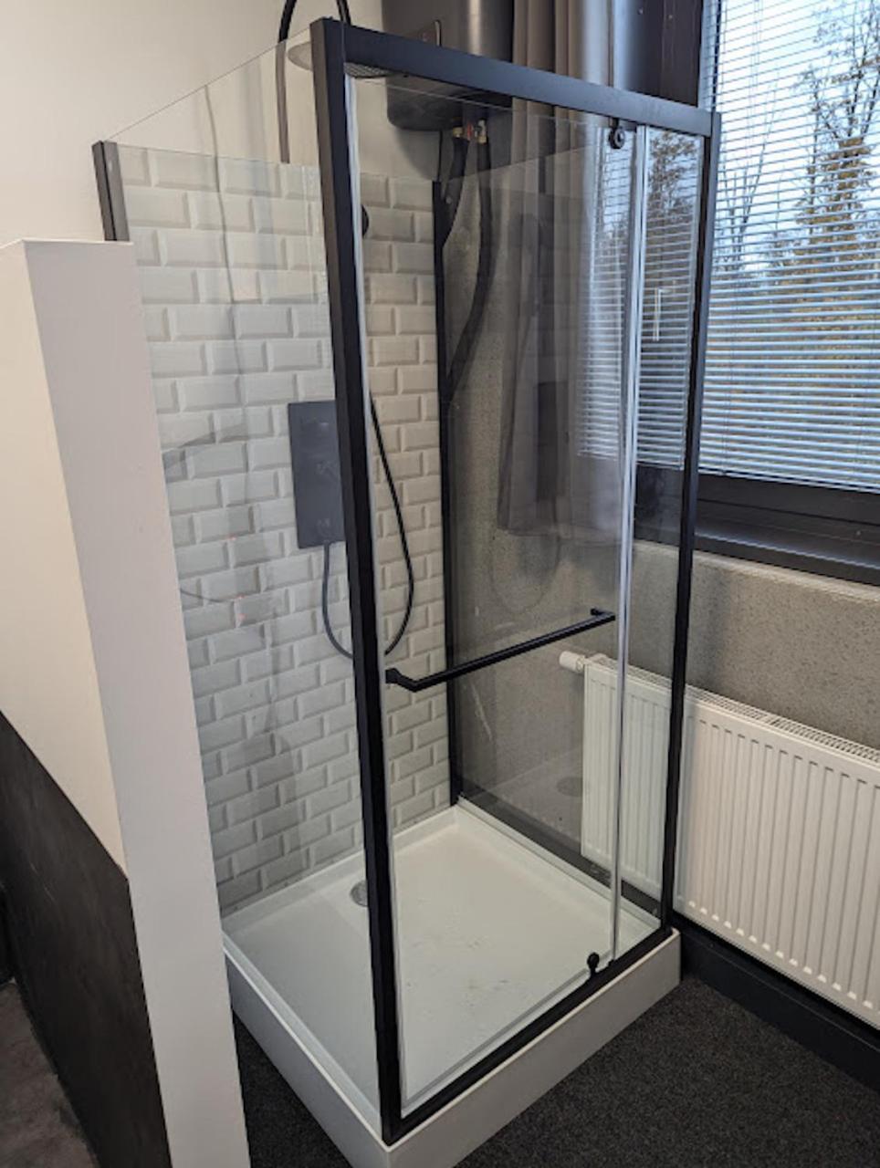 Business-Motel & 24H Selfcheckin Heimsheim Eksteriør billede
