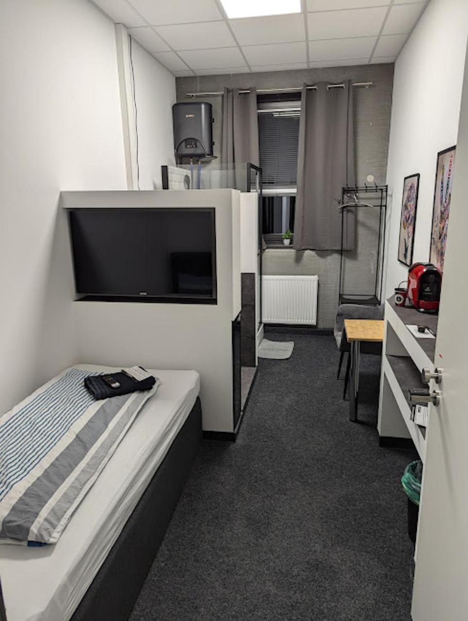 Business-Motel & 24H Selfcheckin Heimsheim Eksteriør billede